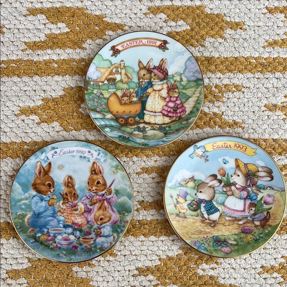 Avon Easter Collectible Plates Set 1991 1992 1993 Bunny Porcelain 22K Gold Trim
